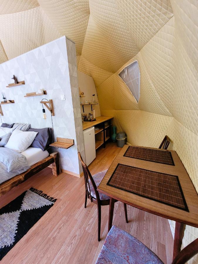 Nomad Glamping Apartment Sipovo Luaran gambar